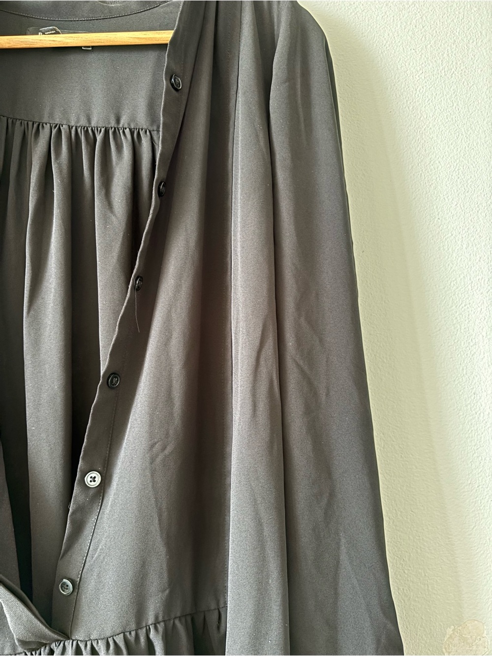 Banana Republic - Classic Black Long-Sleeve Tiered Shirt Dress - Picture 7 of 10
